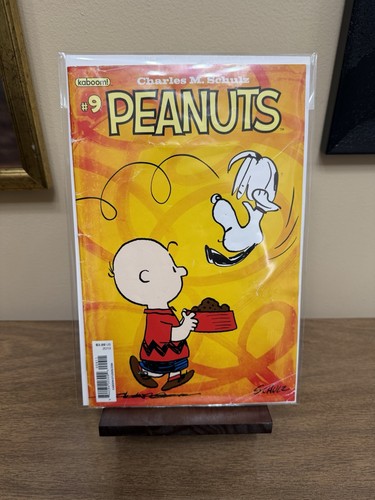 Peanuts vol 2013 beagle - 2013,